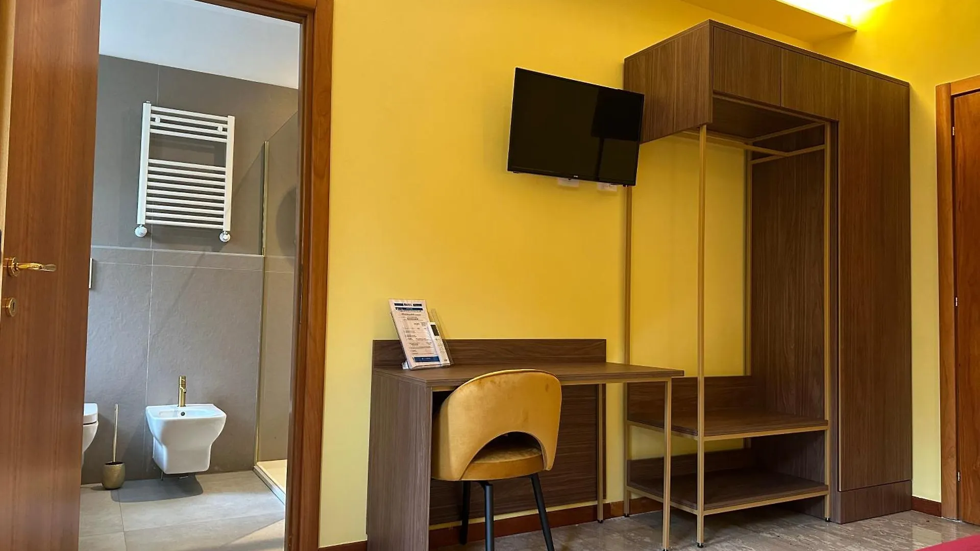 Cconforthotels Murat Garden Bari 0*,  Italien
